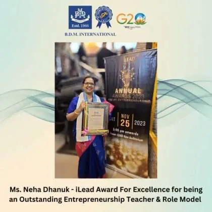 iLead Award For Excellence Outstanding Entrepreneurship Teacher & Role Model Pic Three